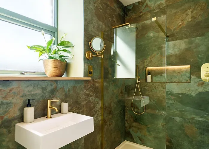 Tan - - Great For Walkers Holiday home